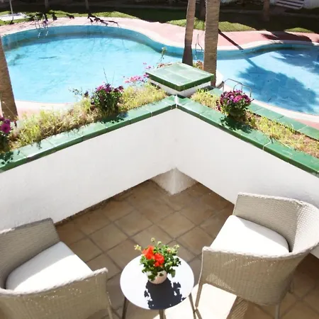Сasa de vacaciones Beautiful Seafront House Hospitalet De L'Infant