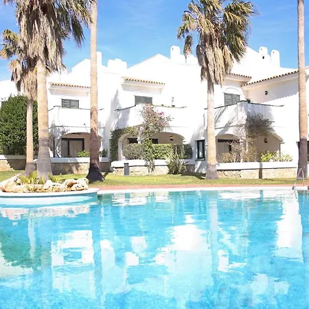 Сasa de vacaciones Beautiful Seafront House Hospitalet De L'Infant