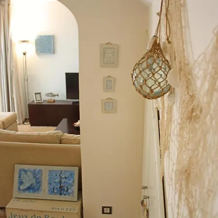 Beautiful Seafront House Сasa de vacaciones *