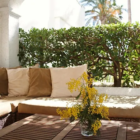 Beautiful Seafront House Holiday home Hospitalet De L'Infant
