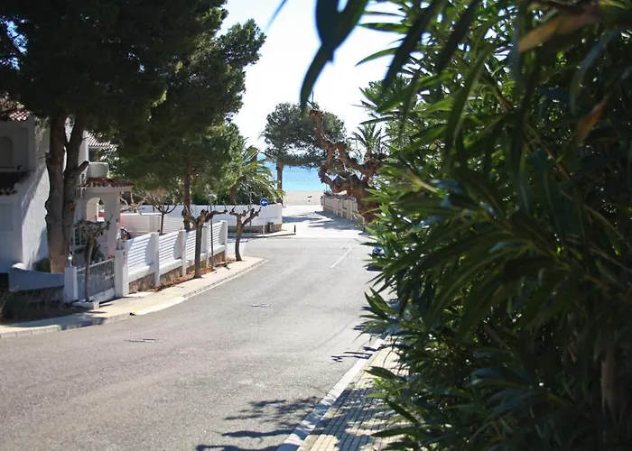 Beautiful Seafront House Σπίτι διακοπών